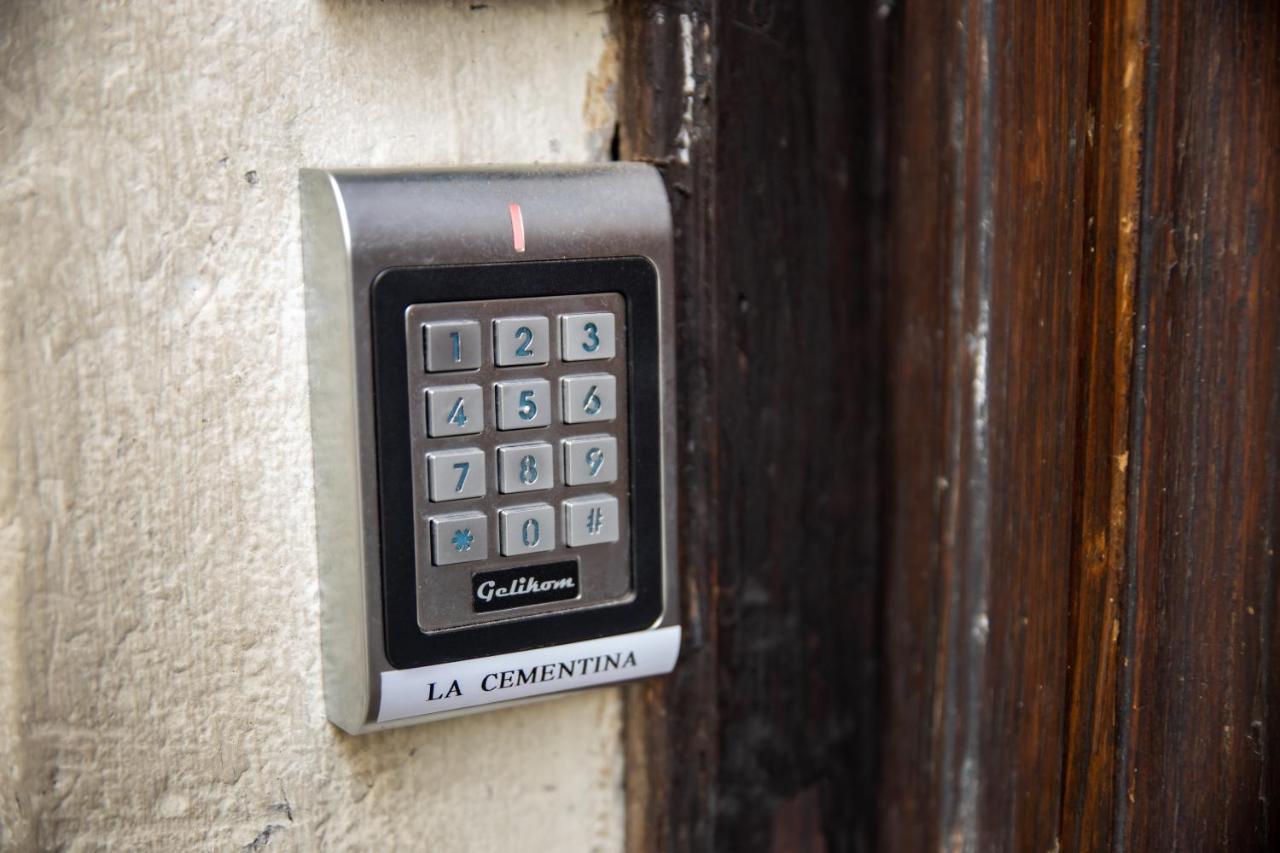La Cementina Apartment Bari Exterior foto